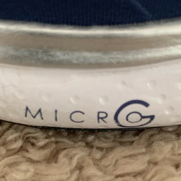 Under Armour MicroG 4D Foam Running Shoes - Picture 6 of 11